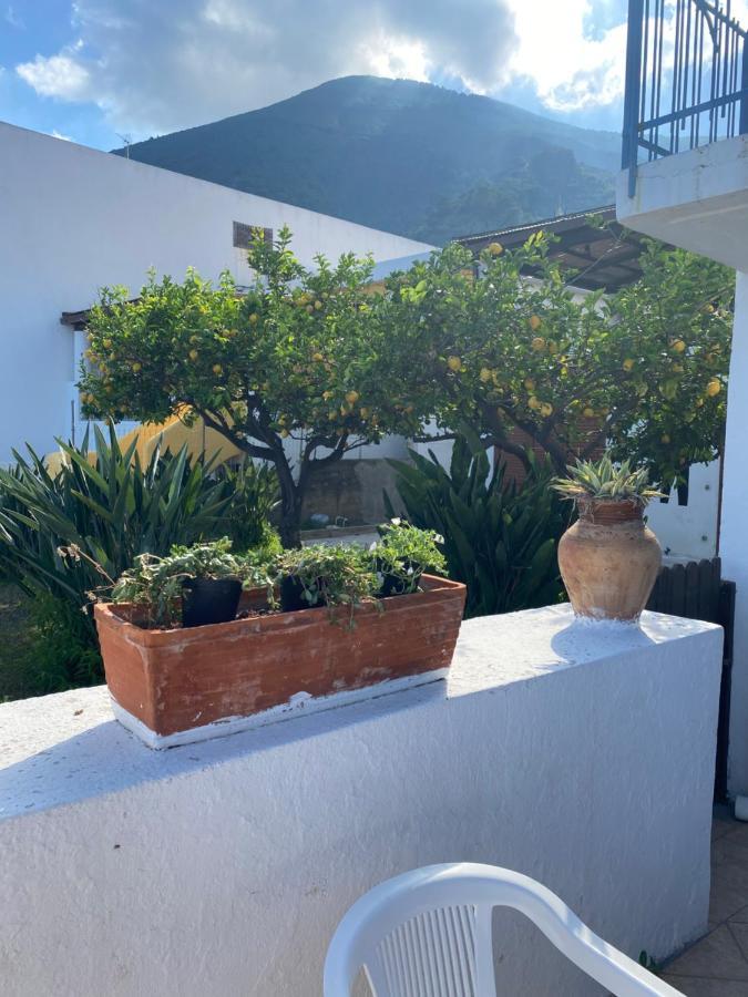Casa Salina Villa Santa Marina Salina Exterior photo